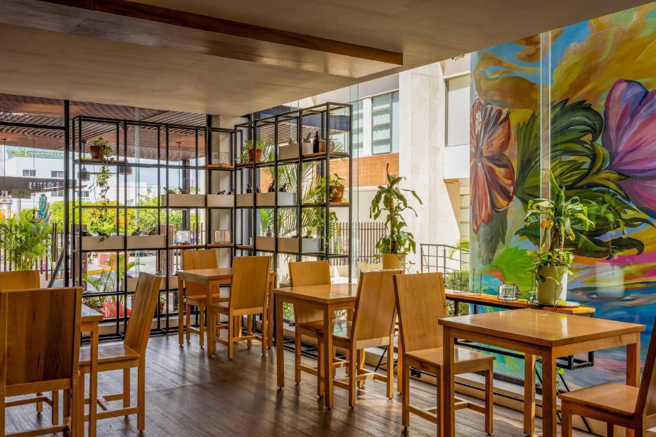 Wyndham Garden Cancun Downtown Exteriör bild