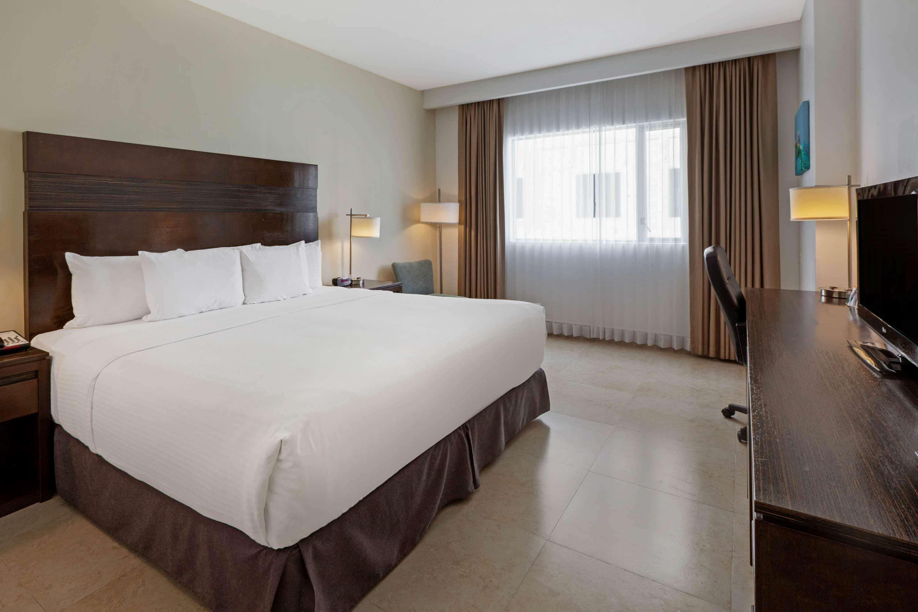 Wyndham Garden Cancun Downtown Exteriör bild