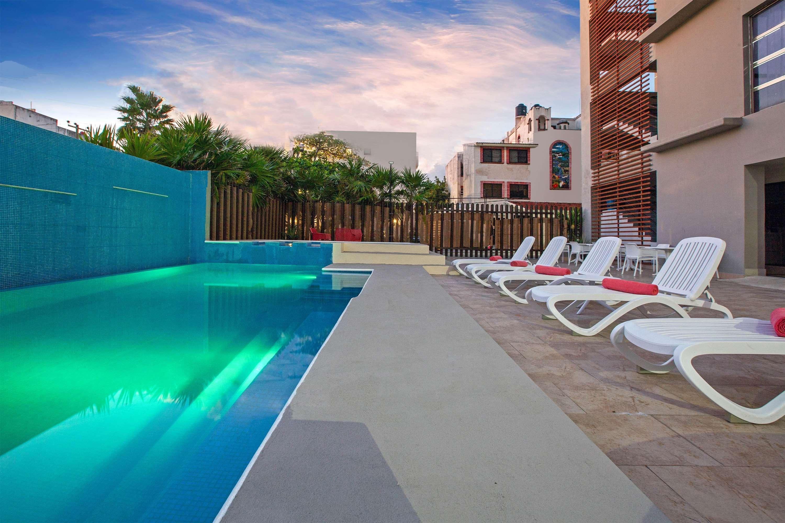 Wyndham Garden Cancun Downtown Exteriör bild