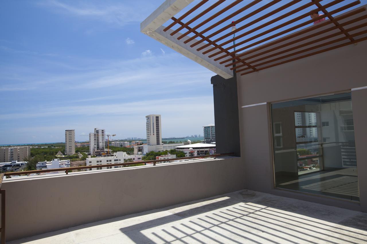 Wyndham Garden Cancun Downtown Exteriör bild